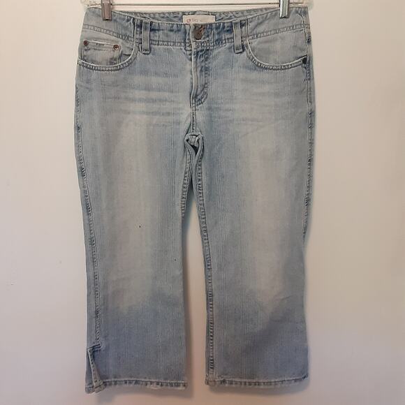BKE Buckle Denim Jeans Harbor Capri Regular Size 30 Distressed Blue - Picture 1 of 14